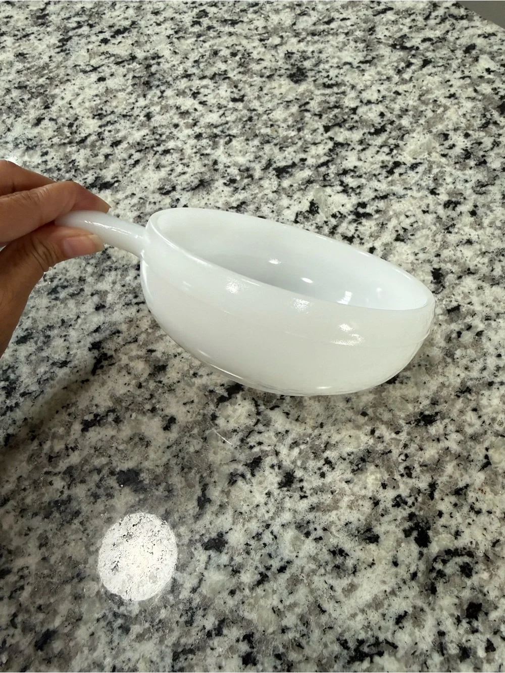 N/A vintage milkglass